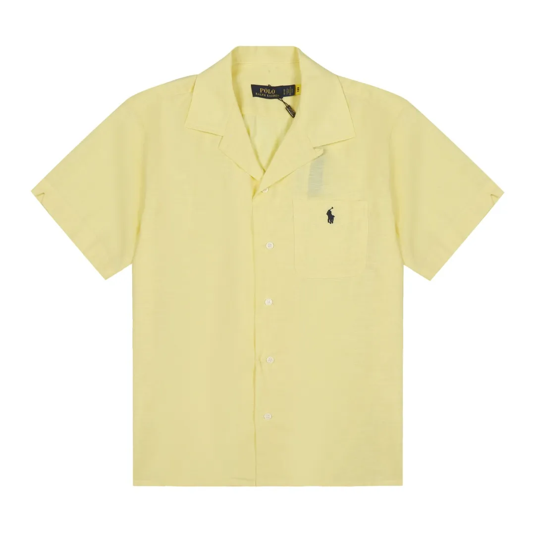 P230 White background picture [High-end quality] Style number: 25055# Color: Navy blue/off-white/ice blue/light pink/chicken yellow/khaki Size: S to XL - Ralph Lauren/Ralph Lauren 25SS Summer popular high-quality old money style Cuban collar pocket style short-sleeved linen couple shirt - originality restoration 95% cotton blended bamboo linen pre-car wash treatment tight and soft texture ✅ - 100% restored workmanship Complete professional shirt with embedded clips in bifurcated sleeves, top button earrings ✅ - Custom dyed original pearlescent white buttons with different sizes ✅ - Special shaped chiffon foil inside the collar door tube, which is not easy to deform and pull ✅ - Ralph Lauren/linen pocket style short-sleeved shirt. It is different from the classic style and has a niche style. It perfectly combines comfort and high-end. An indispensable piece in summer. It is both cool and textured. It is the king of ins style with every snap. It can be used for commuting and vacationing. There’s no pressure to switch between different styles, and the classics never go out of style.